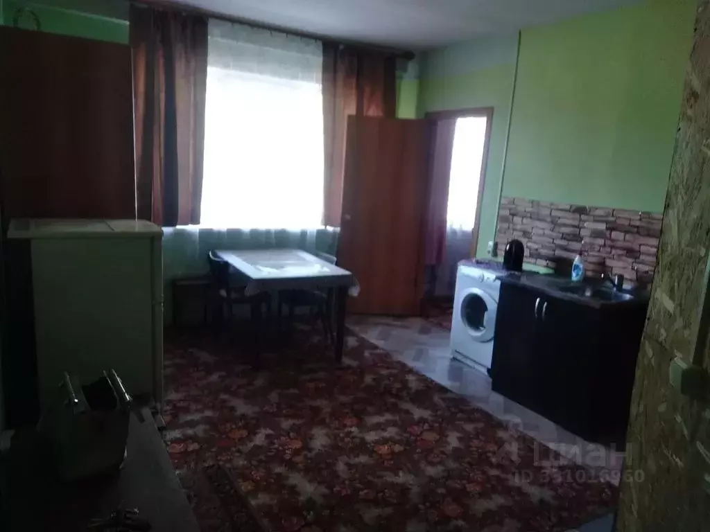1-к кв. Новгородская область, Хвойная рп ул. Советская, 46 (40.0 м) - Фото 1
