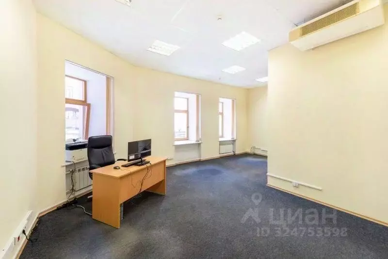 Офис в Санкт-Петербург Галерная ул., 20-22 (147 м) - Фото 1