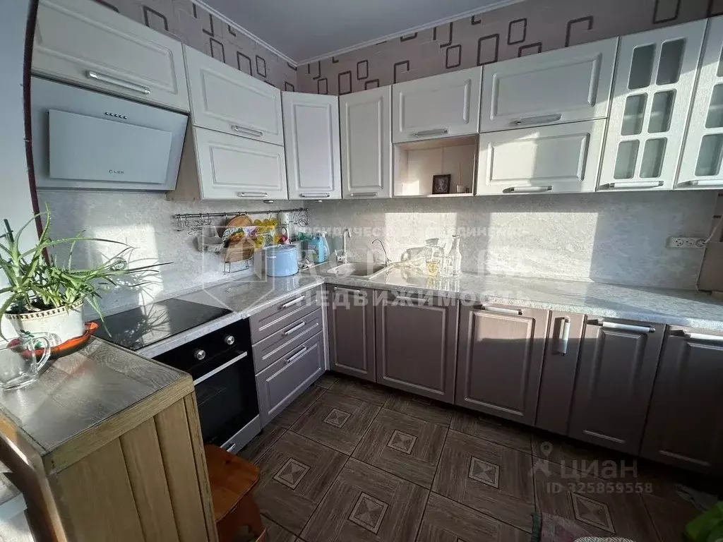 Дом в Кемеровская область, Полысаево г. Ленинск-Кузнецкий ... - Фото 1