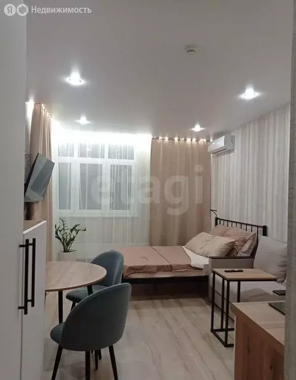Квартира-студия: Кемерово, Октябрьский проспект, 30Б (27.8 м) - Фото 1