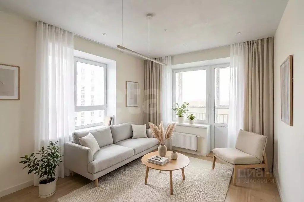 2-к кв. Тюменская область, Тюмень ул. Мельникайте, 2к17 (59.9 м) - Фото 1
