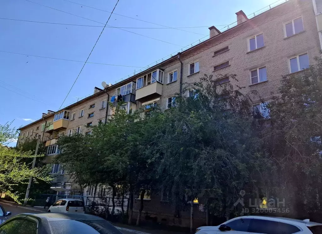 3-к кв. Бурятия, Улан-Удэ Комсомольская ул., 35 (56.4 м) - Фото 0