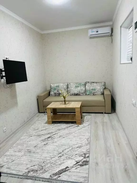 Дом в Дагестан, Дербент ул. У. Буйнакского, 49Б (25 м) - Фото 1