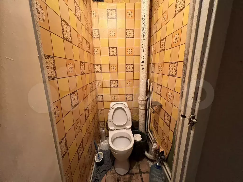 Комната 18 м в 3-к., 6/9 эт. - Фото 1