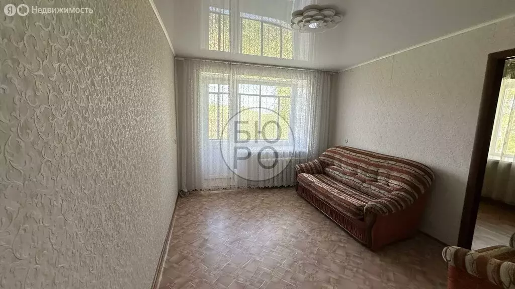 3-комнатная квартира: Стерлитамак, улица Нагуманова, 56Г (51 м) - Фото 1