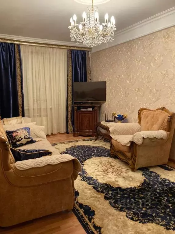 3-к кв. Дагестан, Махачкала ул. Нигматулы Магомедова (67.0 м) - Фото 1