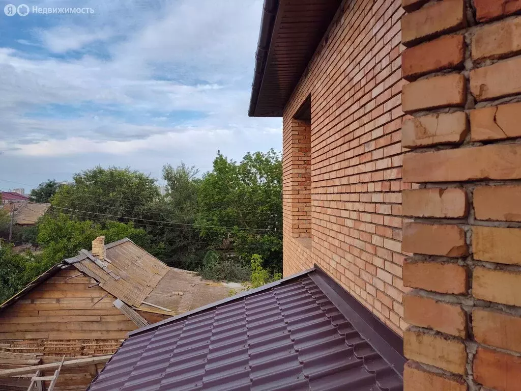 Дом в Астрахань, улица Курмангазы, 22 (355.5 м) - Фото 0