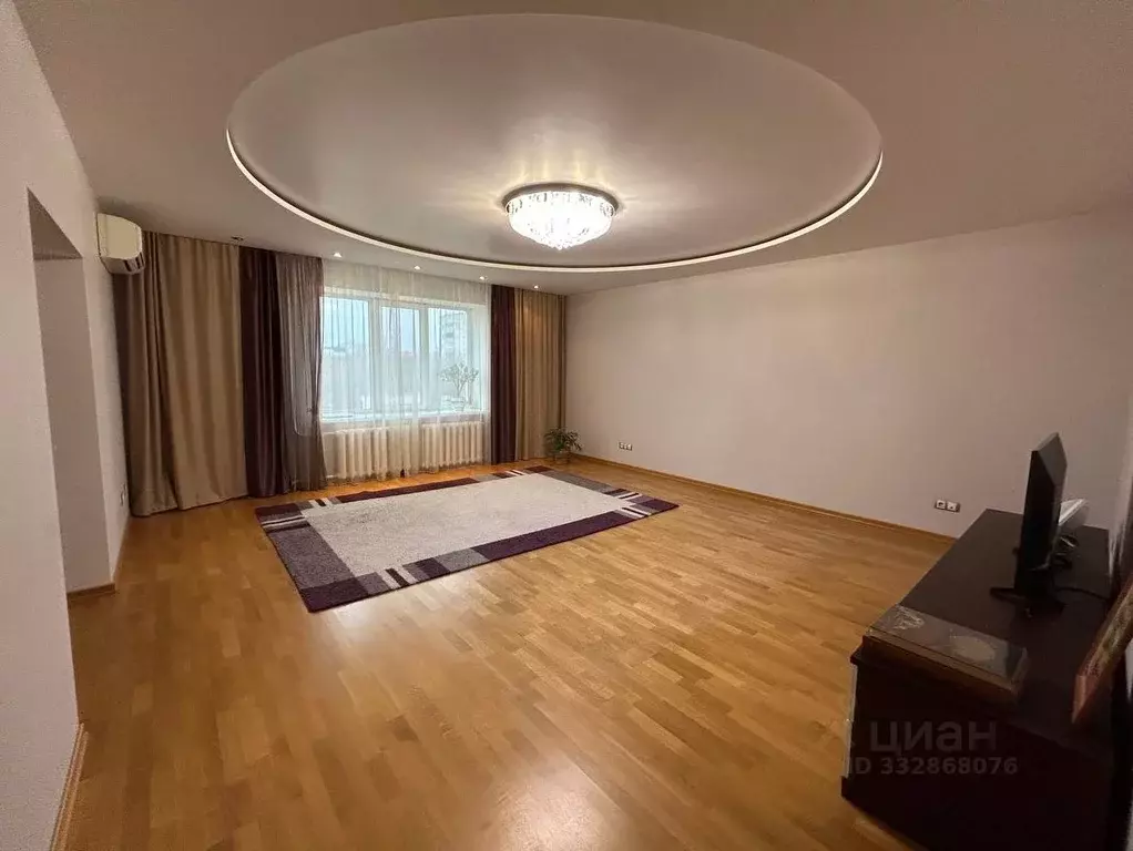 4-к кв. Башкортостан, Уфа Революционная ул., 111/2 (150.0 м) - Фото 1