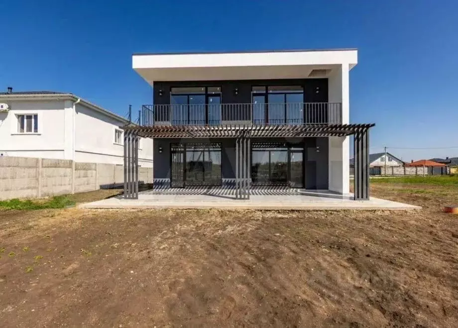 Дом в Крым, Симферополь ул. Решидова (270 м) - Фото 1