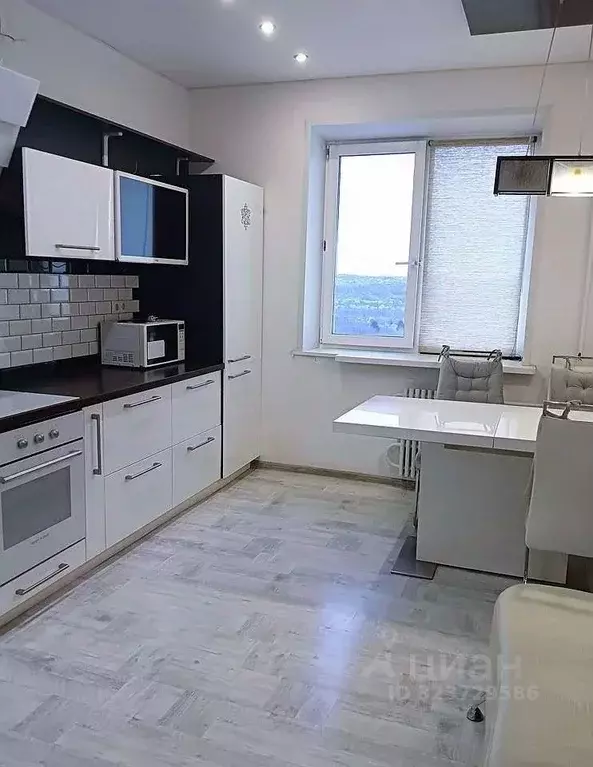 2-к кв. Белгородская область, Белгород ул. Горького, 52 (50.2 м) - Фото 2