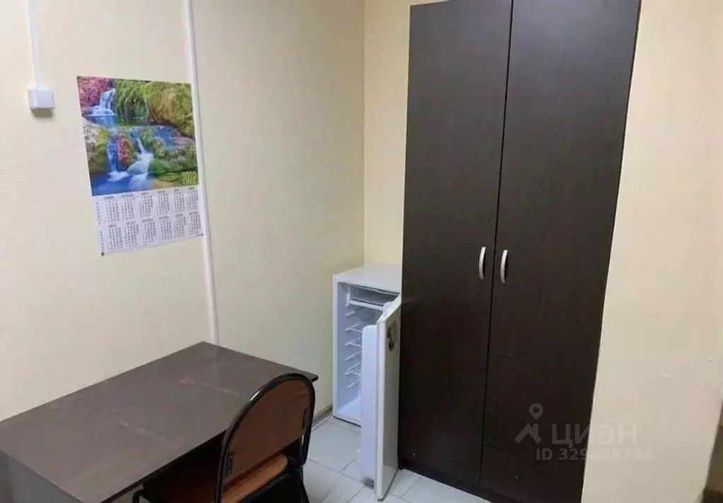 Комната Москва ул. Красного Маяка, 15АС1 (8.0 м) - Фото 1