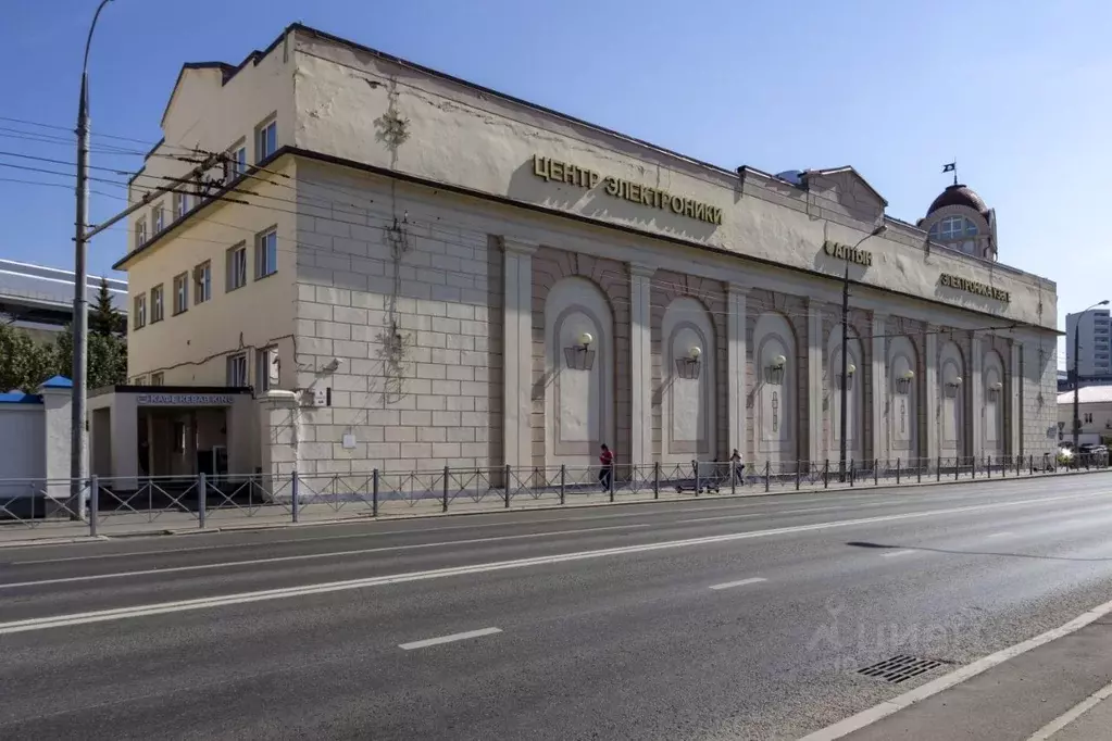 Торговая площадь в Татарстан, Казань ул. Марселя Салимжанова, 5 (15 м) - Фото 0