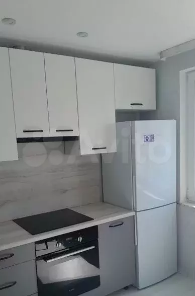 1-к. квартира, 39 м, 4/10 эт. - Фото 1