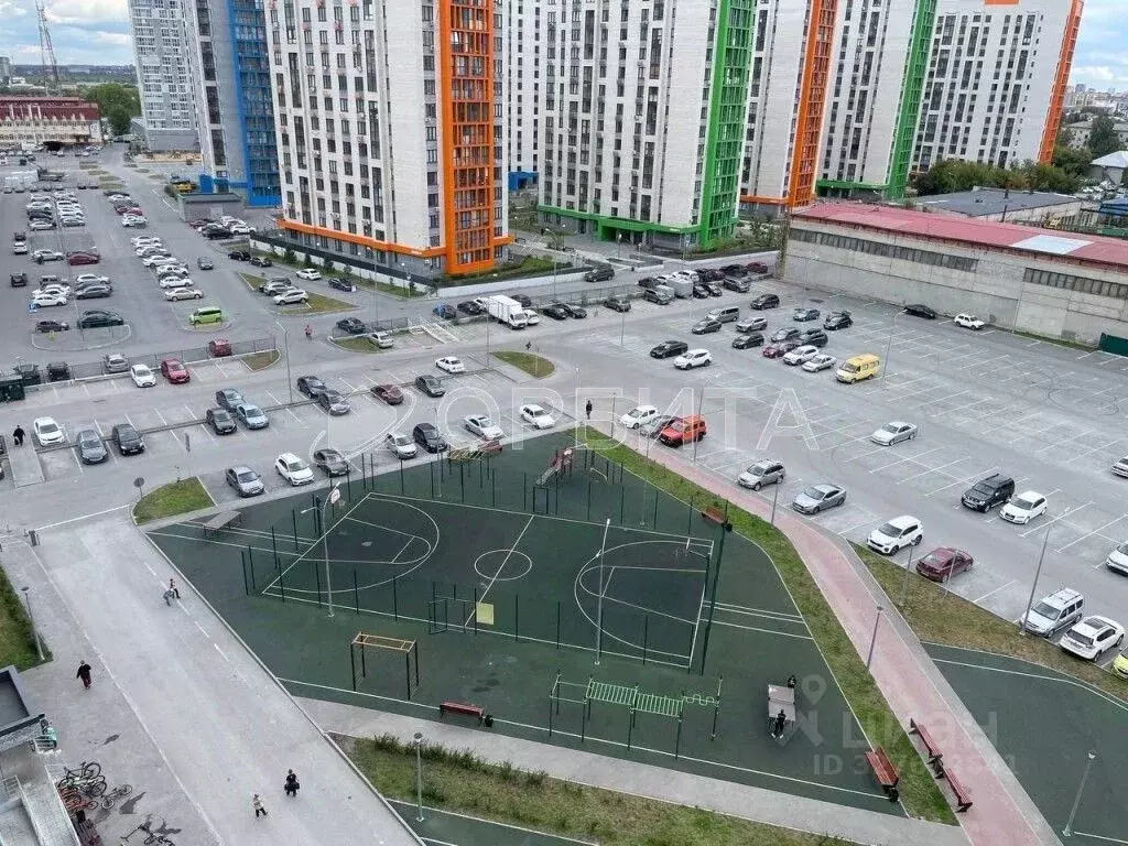 1-к кв. Тюменская область, Тюмень Комбинатская ул., 54к2 (45.0 м) - Фото 1