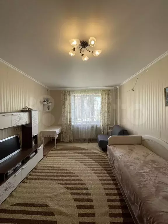 1-к. квартира, 43 м, 3/15 эт. - Фото 0