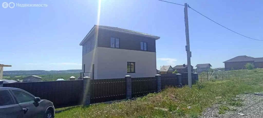 Дом в Юматовский сельсовет, село станции Юматово, Тихая улица, 17 (216 ... - Фото 0