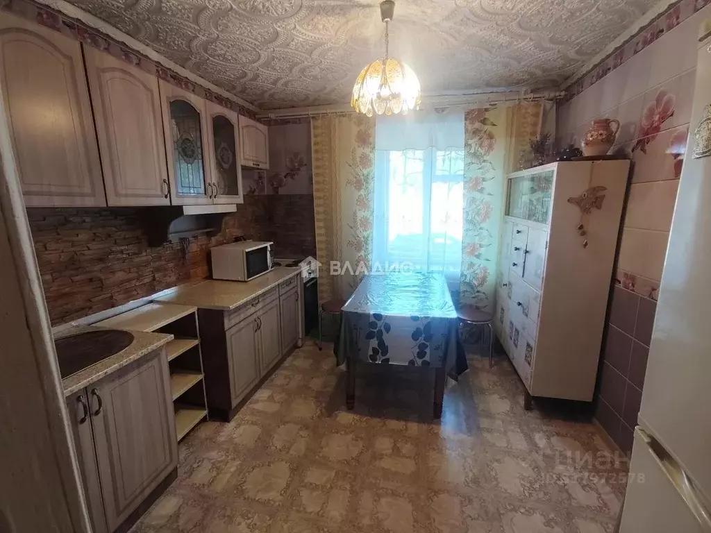 3-к кв. Бурятия, Улан-Удэ ул. Чертенкова, 53А (71.7 м) - Фото 1