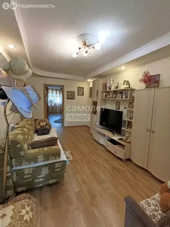 3-комнатная квартира: Липецк, Юбилейная улица, 3 (56 м) - Фото 0