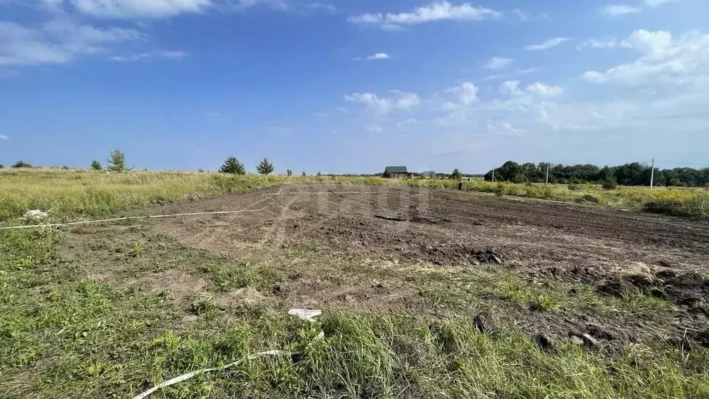 Участок в Курская область, Курский район, Моковский сельсовет, д. ... - Фото 1