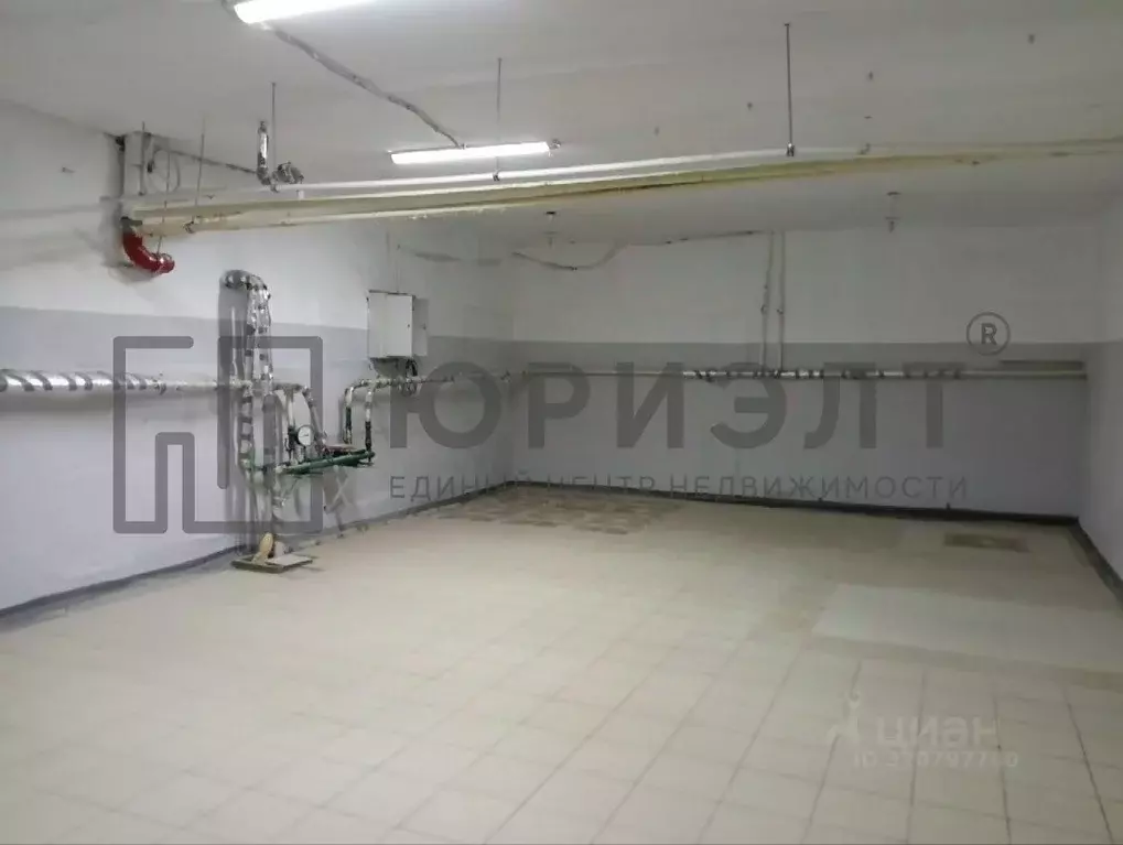 Помещение свободного назначения в Свердловская область, Красноуфимск ... - Фото 0