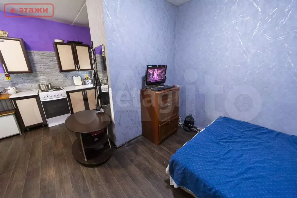 Комната 21,8 м в 1-к., 2/5 эт. - Фото 1