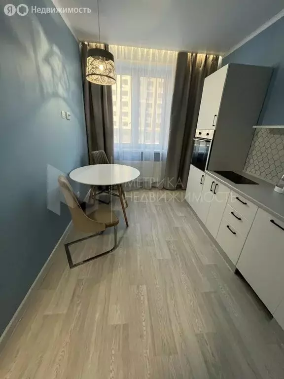1-комнатная квартира: Тюмень, улица Республики, 204к11 (33.1 м) - Фото 2