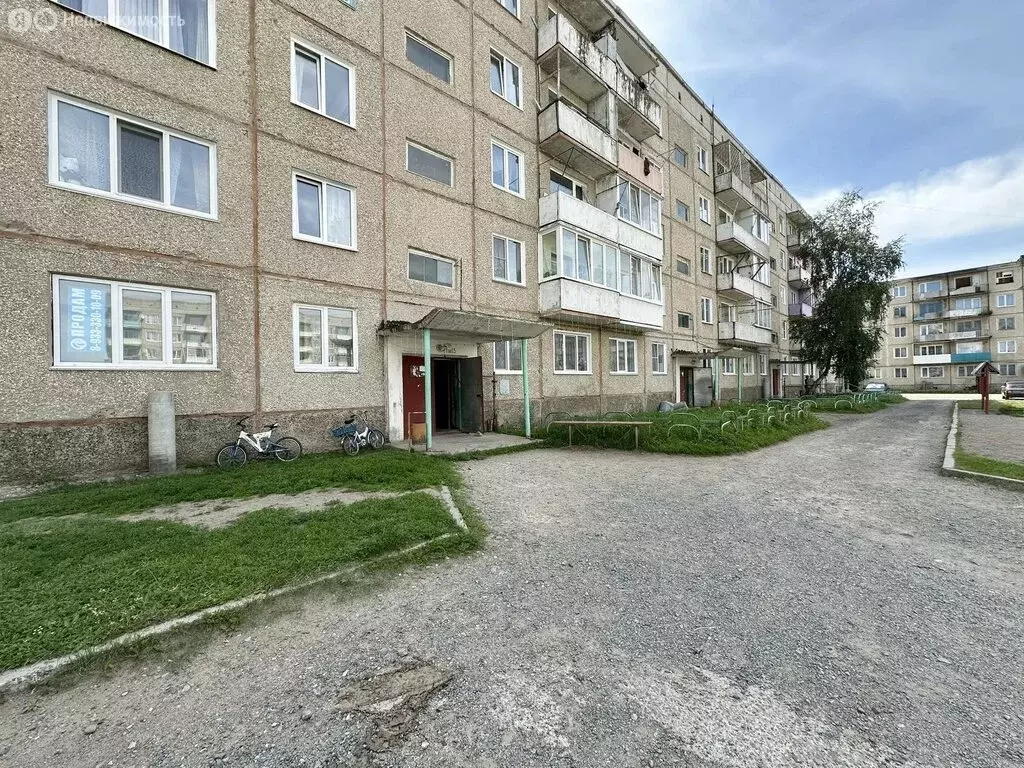 3-комнатная квартира: село Туим, Микрорайон, 5 (60.4 м) - Фото 1