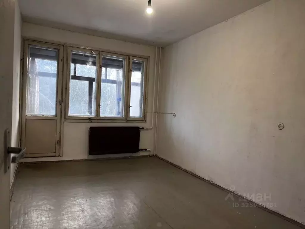 3-к кв. Ленинградская область, Кировский район, Приладожский городской ... - Фото 1