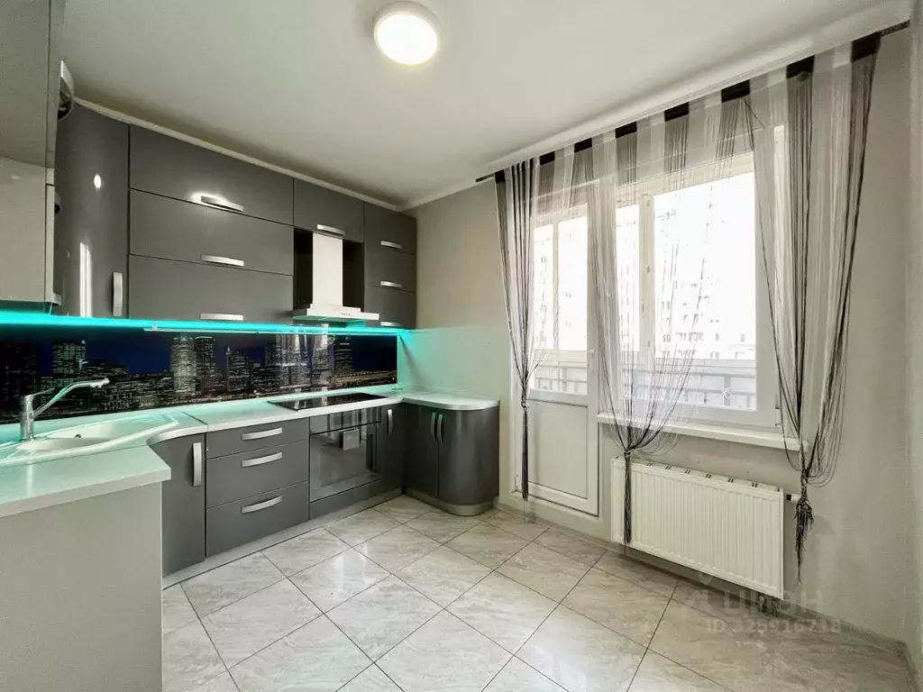 3-к кв. Московская область, Домодедово Южный мкр, ул. Курыжова, 19к1 ... - Фото 1