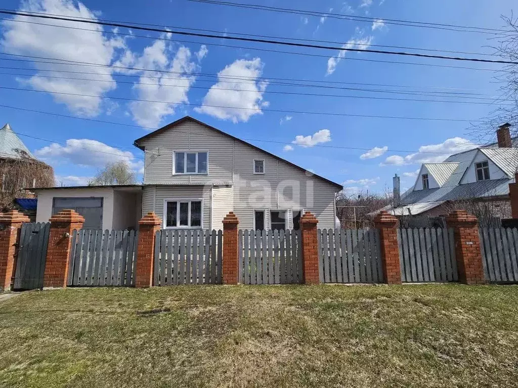 Дом в Челябинская область, Чебаркуль ул. Иванова, 17 (110 м) - Фото 1