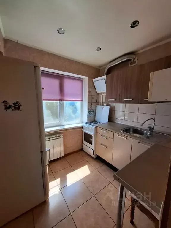 4-к кв. Омская область, Омск Заозерный мкр, ул. Бородина, 38 (59.0 м) - Фото 1