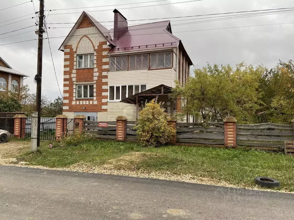 Дом в Марий Эл, Медведевский район, д. Сидорово ул. Грушовая (180 м) - Фото 1