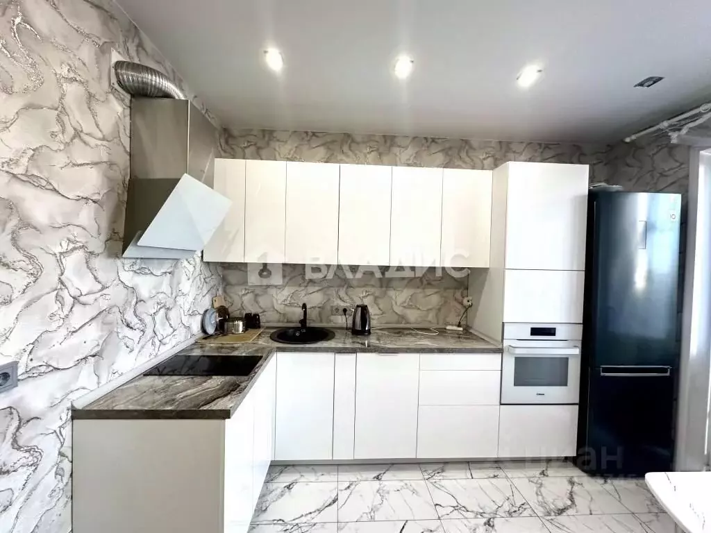 2-к кв. Иркутская область, Иркутский муниципальный округ, пос. ... - Фото 1
