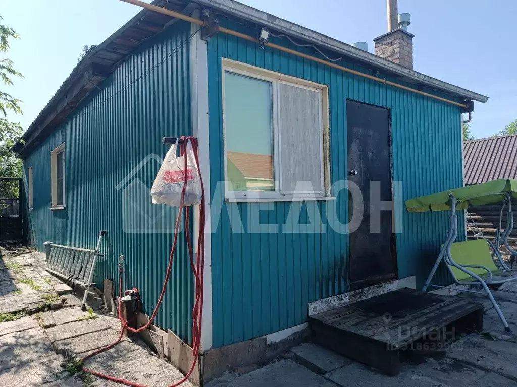 Дом в Омская область, Омск ул. 21-я Линия, 4 (50 м) - Фото 1