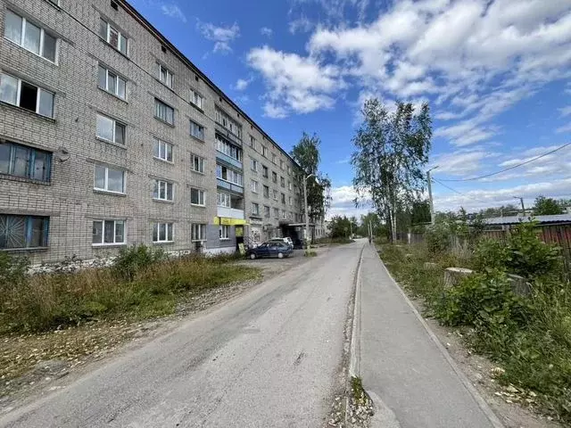 Комната 13 м в 1-к., 2/4 эт. - Фото 0