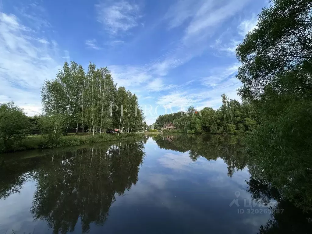 Участок в Москва Лесное озеро кп, 42 (12.2 сот.) - Фото 1