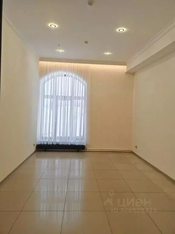 Офис в Московская область, Дмитров Советская пл., 2 (20 м) - Фото 1