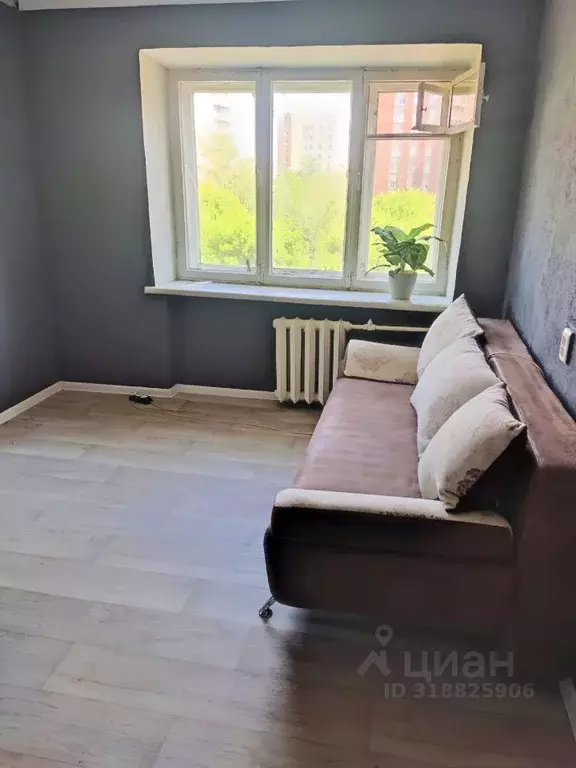 2-к кв. Омская область, Омск просп. Мира, 14а (42.0 м) - Фото 0