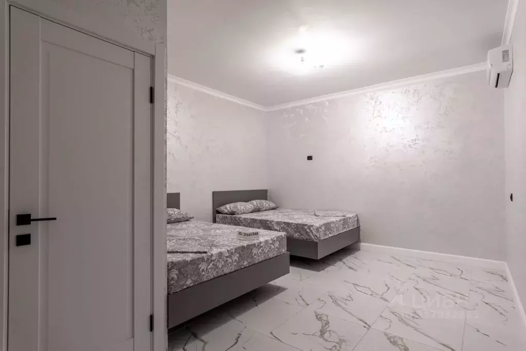 Комната Краснодарский край, Геленджик Вокзальный пер., 1 (24.0 м) - Фото 0