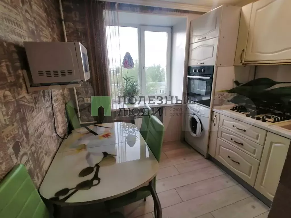 3-к. квартира, 58 м, 5/5 эт. - Фото 0