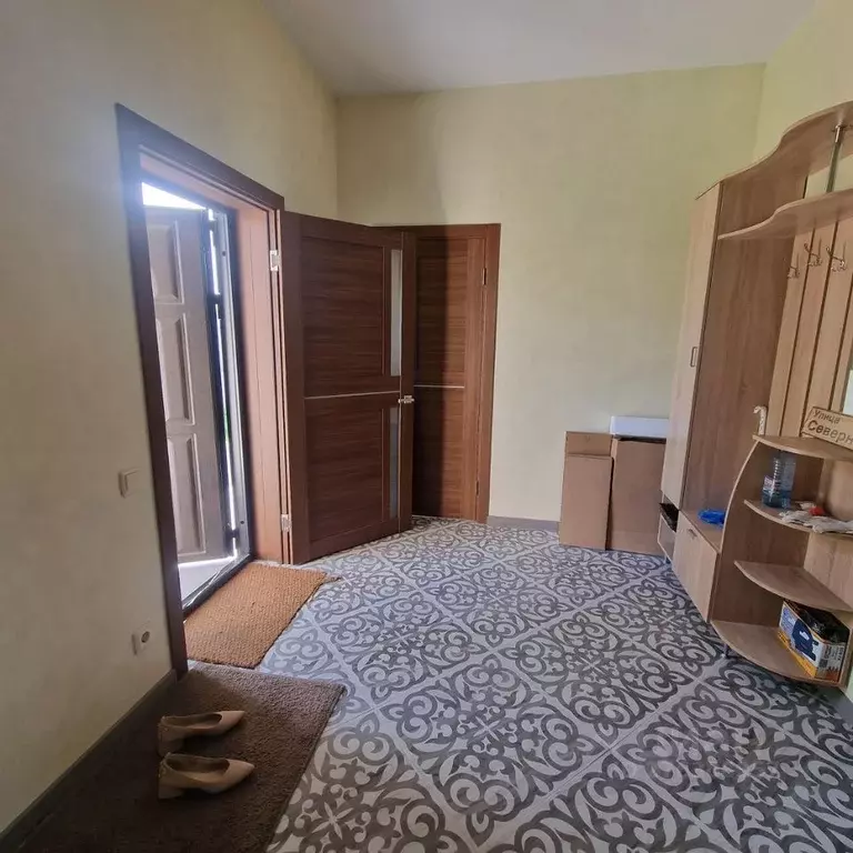 Дом в Калужская область, Совхоз Боровский с/пос, д. Комлево ул. ... - Фото 2