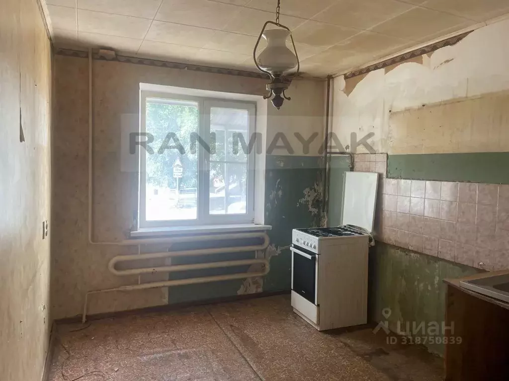 2-к кв. Адыгея, Майкоп ул. Михайлова, 10 (60.1 м) - Фото 0
