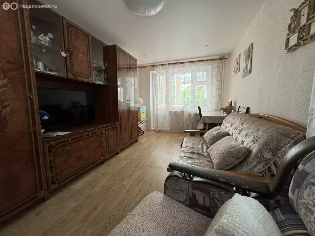 4-комнатная квартира: Нижний Новгород, улица Строкина, 16Б (80 м) - Фото 0