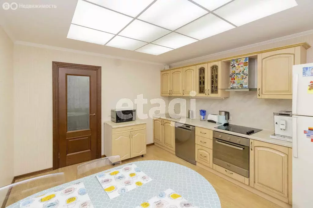 3-комнатная квартира: Тюмень, Холодильная улица, 118 (88.6 м) - Фото 2