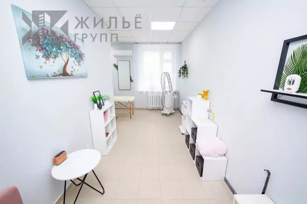 Помещение свободного назначения в Татарстан, Казань ул. Адоратского, ... - Фото 0