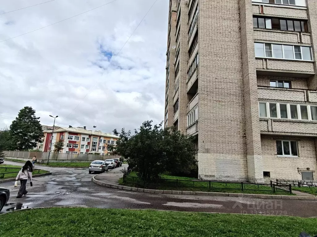 3-к кв. Санкт-Петербург ул. Нахимова, 7к3 (75.1 м) - Фото 2