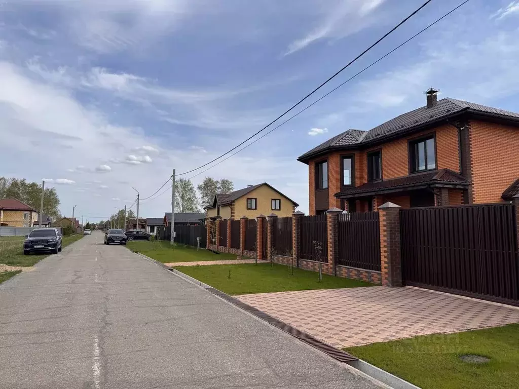 Участок в Омская область, Омский район муниципальный округ, с. ... - Фото 1