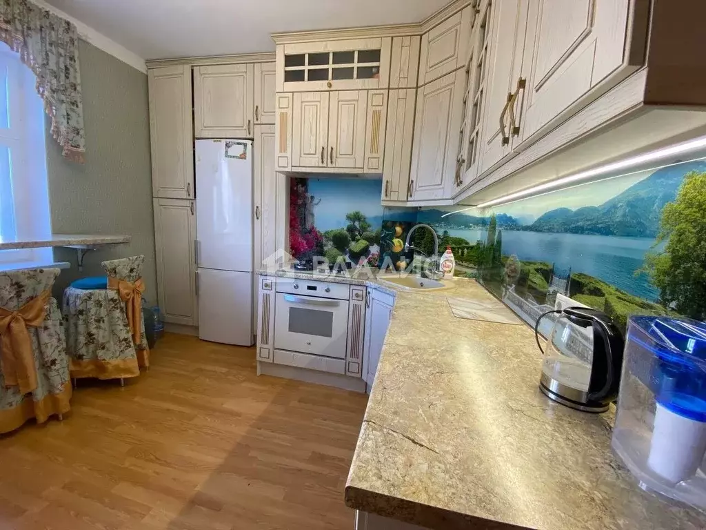 3-к кв. Белгородская область, Белгород ул. Газовиков, 9 (102.0 м) - Фото 1