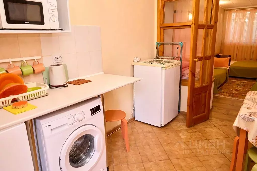 Комната Крым, Феодосия ул. Дмитрия Ульянова, 4 - Фото 2