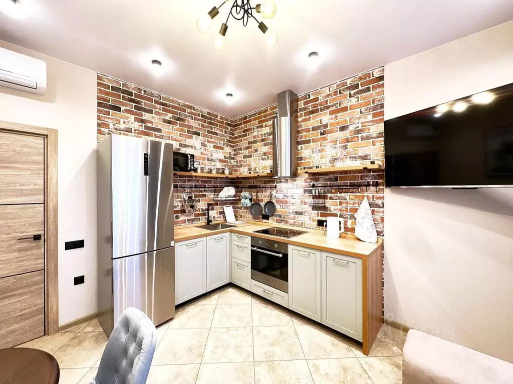 2-к кв. Нижегородская область, Нижний Новгород Большая Печерская ул., ... - Фото 2